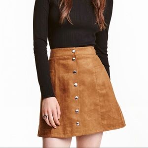 A-line skirt with buttons